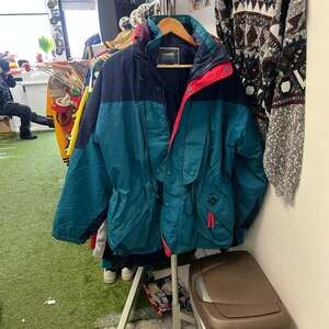 Vintage Sierra Sport Colorblock Ski Jacket, XL — Heavyweight Outdoor Parka